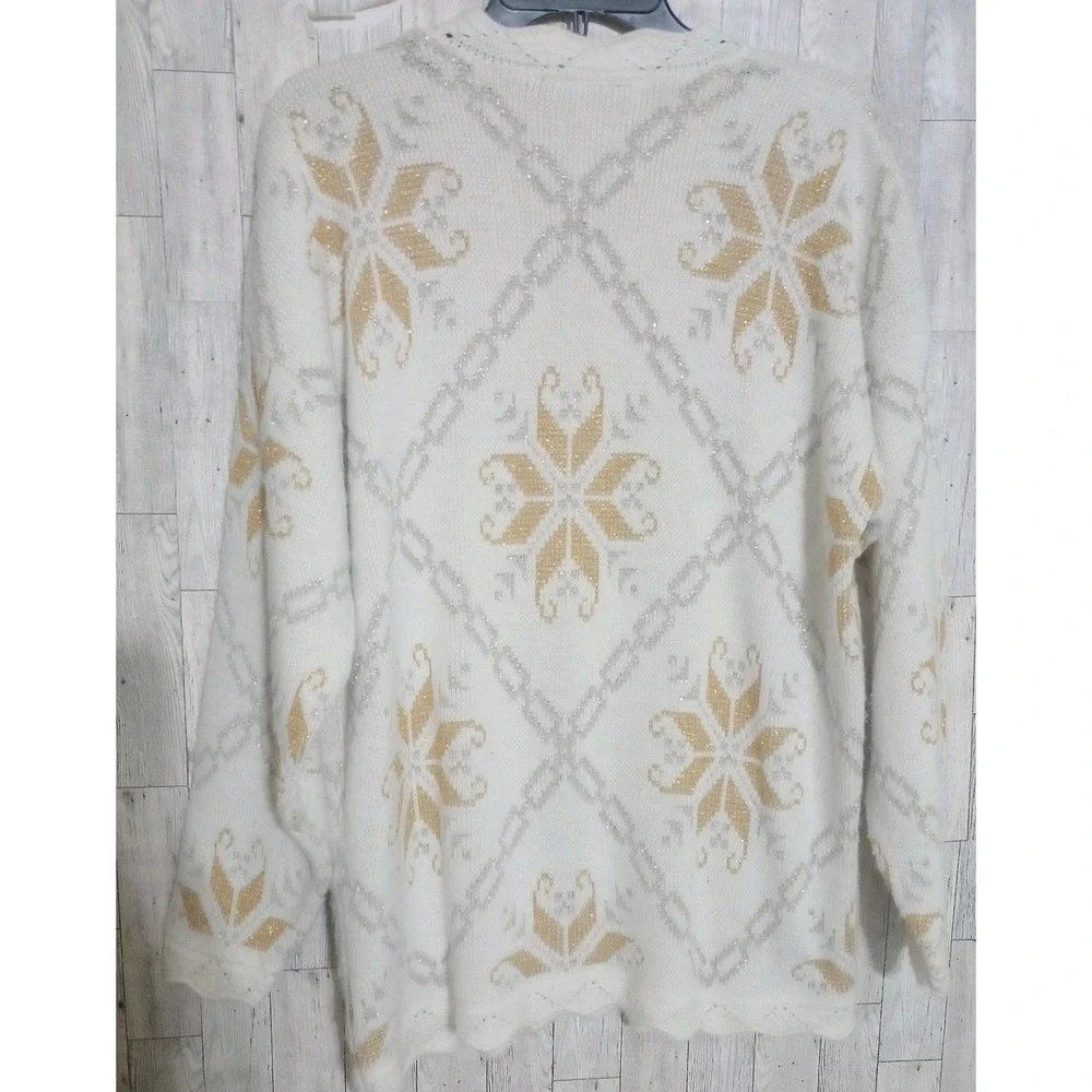 Vintage Holiday Snowflake Sweater Gold & Silver Metallic Winter Christmas Medium